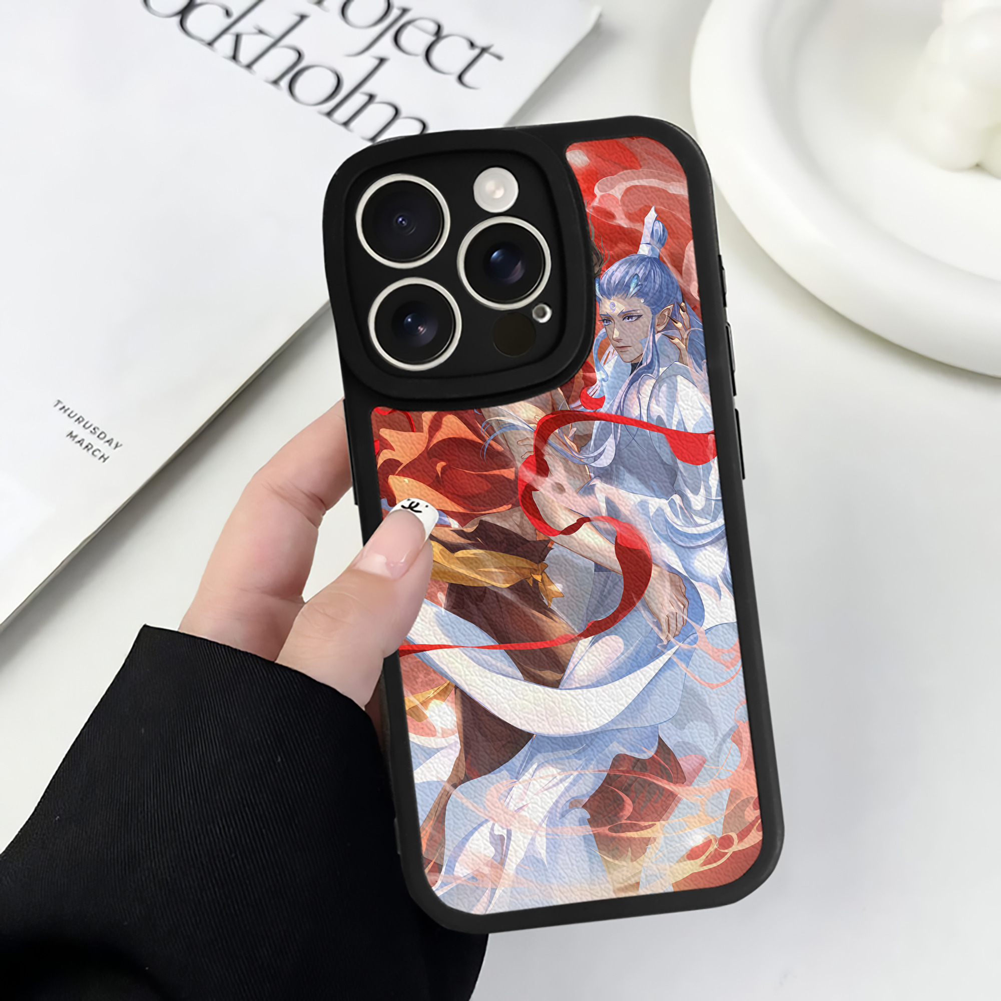（画像用） Ne Zha 2 ナタ 魔童の大暴れ 【iPhone 16シリーズ対応】シリコンスマホケース（レザー調） 材質：シリコン